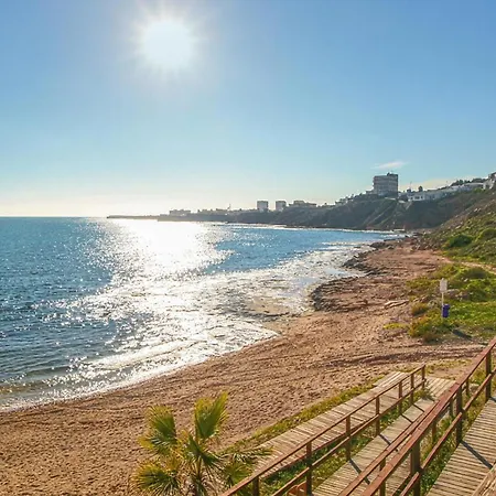 Apartment Three Bedroom Cozy In Torrevieja